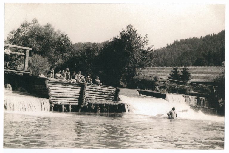 1.-fotografija,-Matijev-jez-na-razglednici,-poslani-26.-junija-1944.jpg