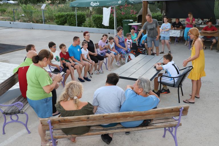 zdravstveno-terapevtska-kolonija-na-pasmanu