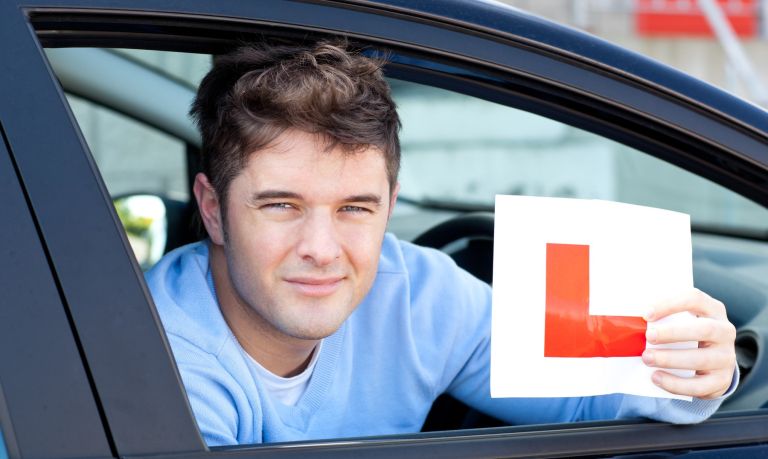 avtošola, simulator, pomoč, UI, komunikacija
