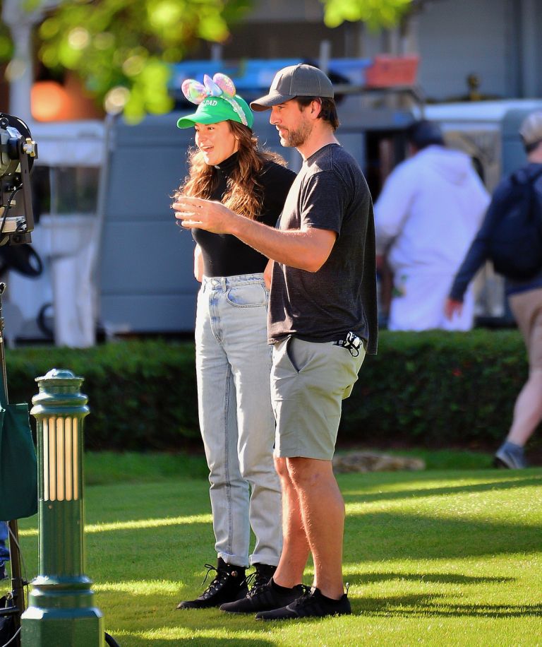 shailene woodley, aaron rodgers