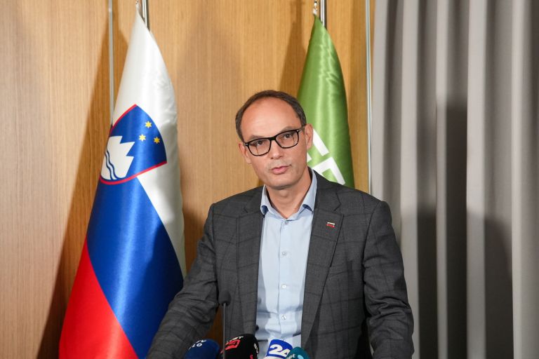anze logar.jpg