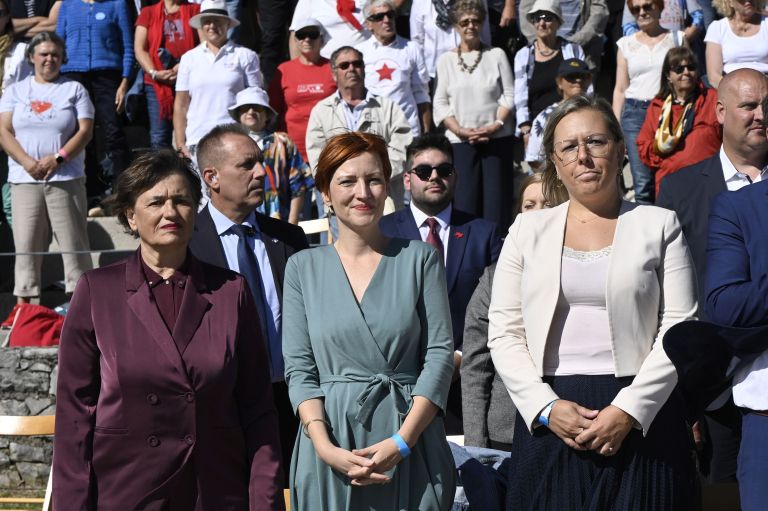 priključitev primorski, nataša sukič, asta vrečko, mateja čalušič.jpg