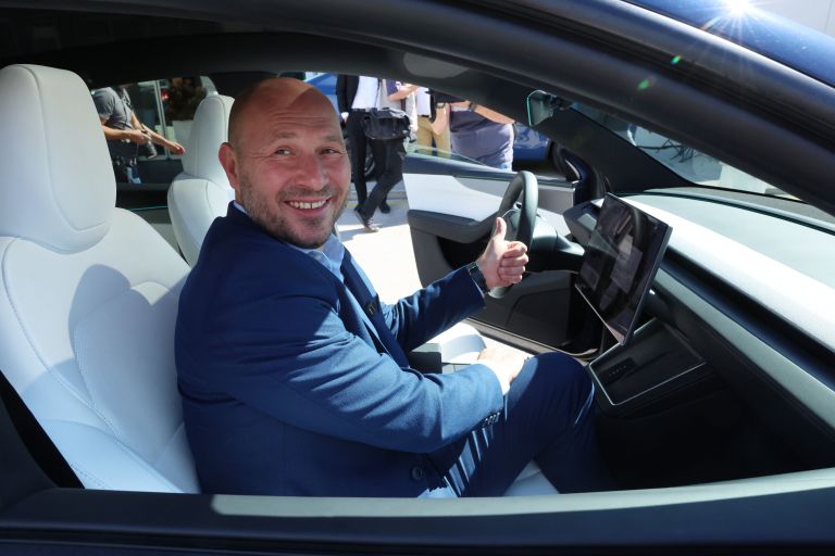 tesla vrtovec.jpg