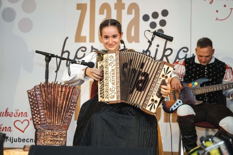 zlata-harmonika-ljubecna, zlata-harmonika-ljubecne