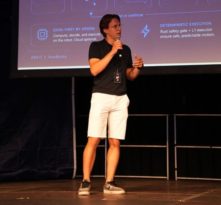 Klemen Semelbauer (foto_Europe Embodied).jpg