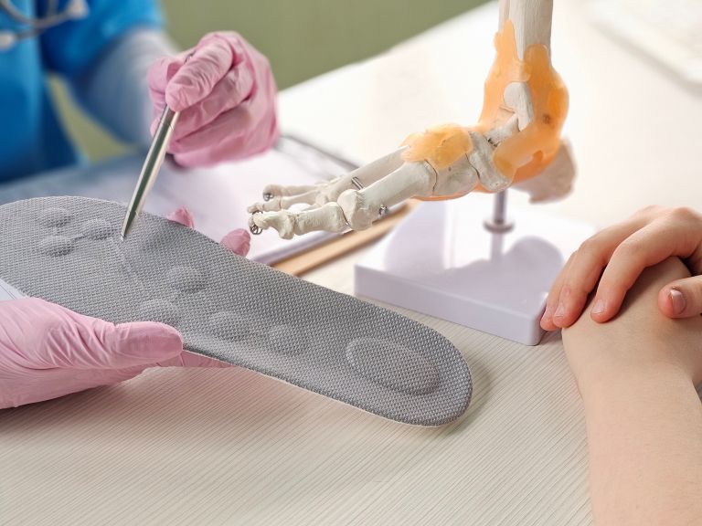 flat foot insoles.jpg