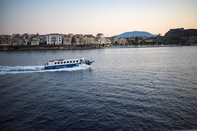 otok krf.jpg