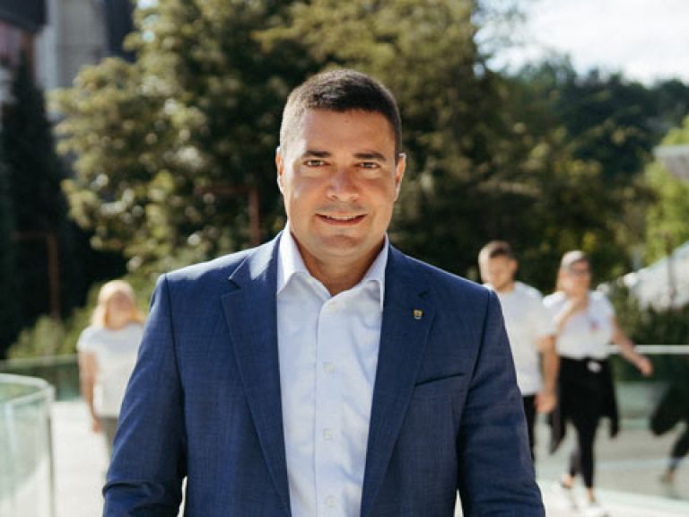 Peter-Dermol.jpg
