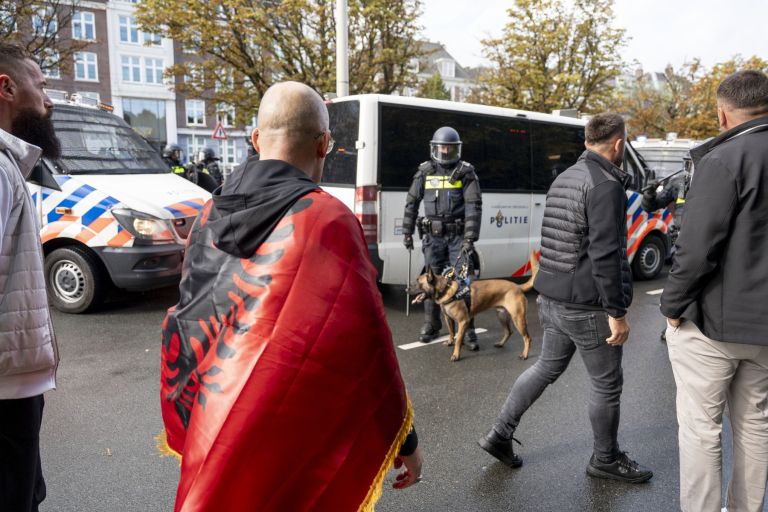 hashim-thaci, protest