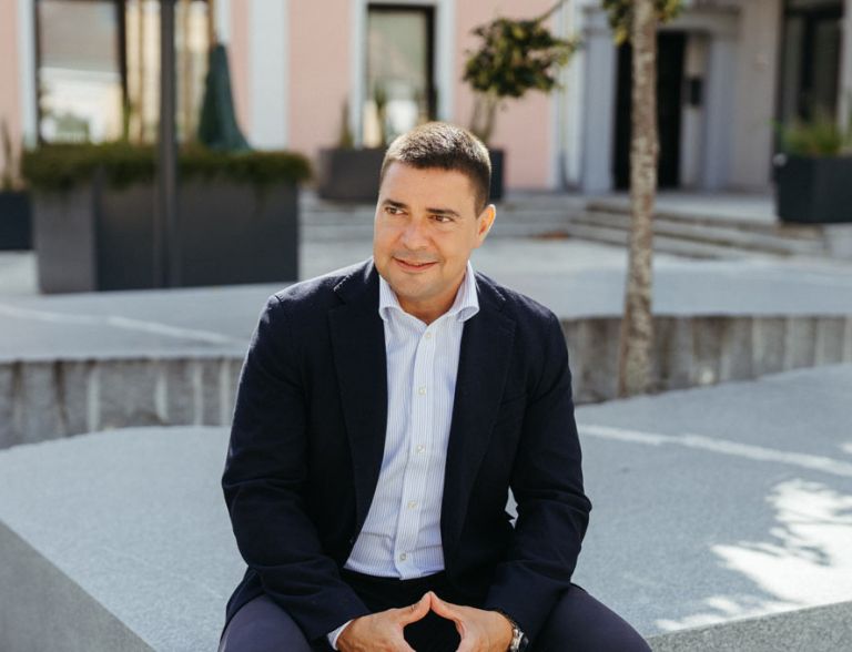 Peter-Dermol-1.jpg