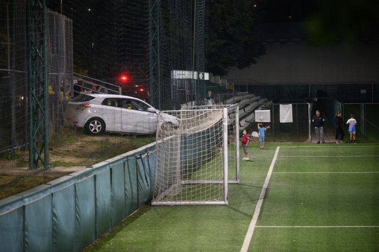 avto, stadion, nk ponikva.jpg