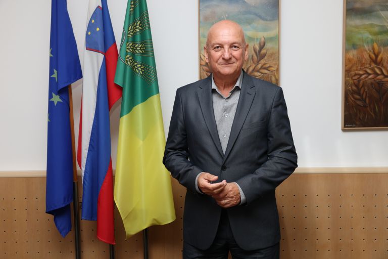 UV-Stanislav Greifoner-pl004.JPG