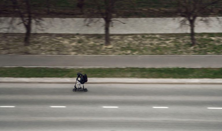 električni skiro