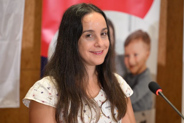 dipl. med. sestra tadeja krišelj, enterostomalna terapevtka in predsednika sekcije entrostomalnih terapevtov2.jpg