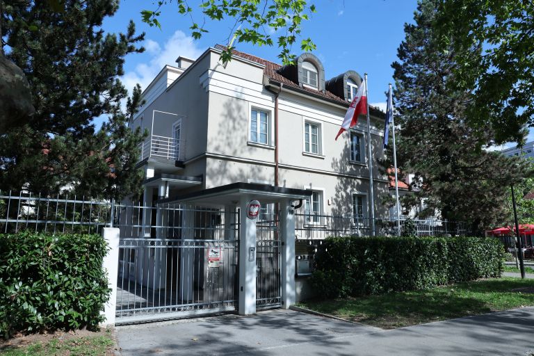 poljsko veleposlanistvo.jpg