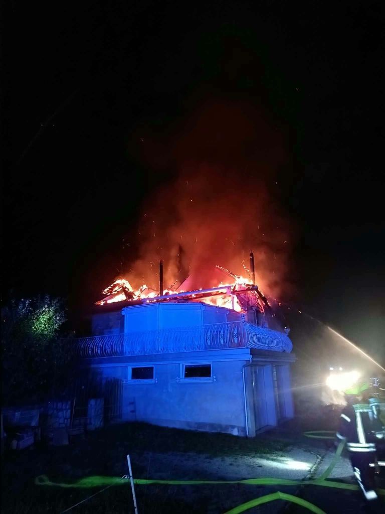 segova-vas, pozar