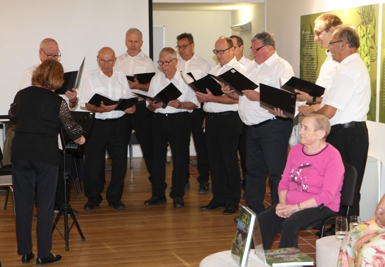 pogovorni-vecer, 70-let-du-polzela, predstavitev-knjige, obcinska-knjiznica-polzela, andrej-perger, mag-eva-lenko, klaudija-kac, franciska-kumer, dom-upokojencev-polzela