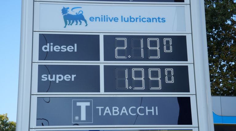 italija, omejitev-cen, pogonska-goriva, dizel, bencin