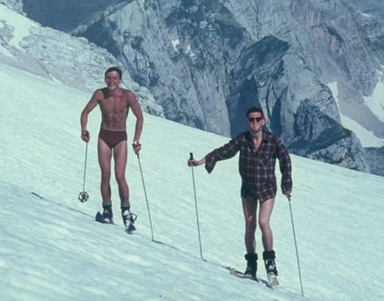 ledenik4 Janez Dovžan na ledeniku.jpg