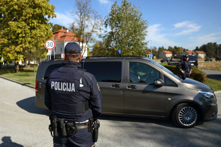 Naslovka cg_policija_1.jpg