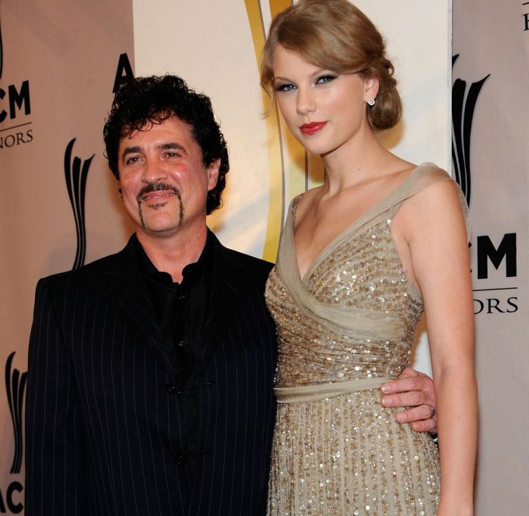 scott-borchetta, scooter-braun