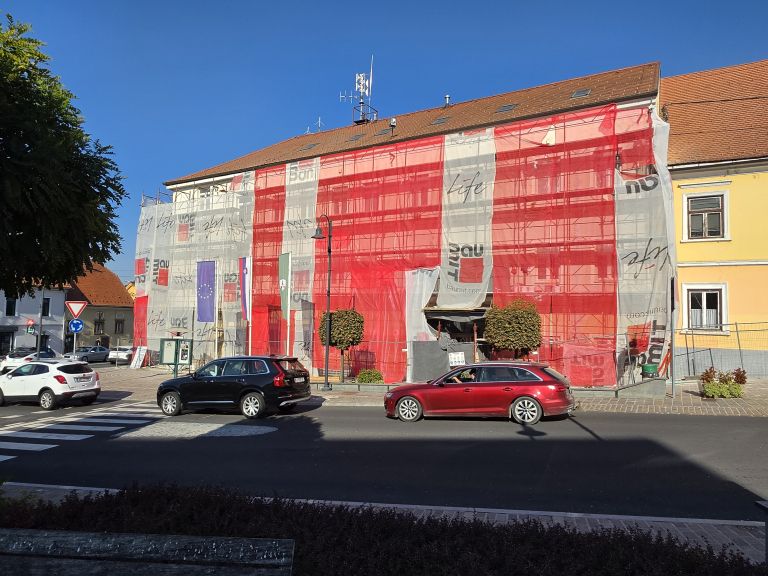 Sd-obnova občinske fasade1.jpg