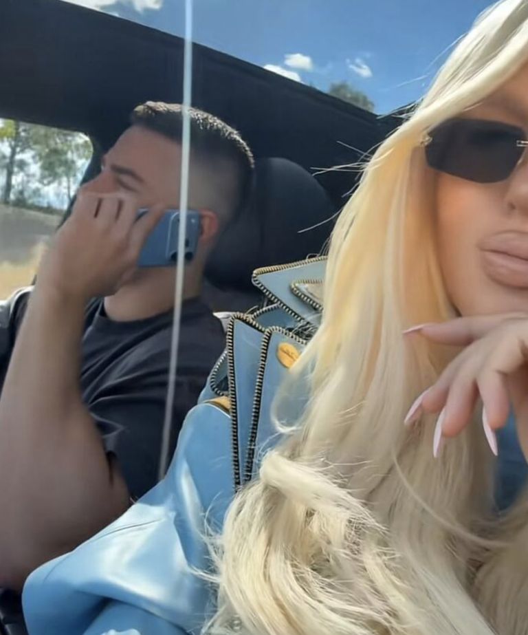 Jelena Karleuša s 25 let mlajšim?!