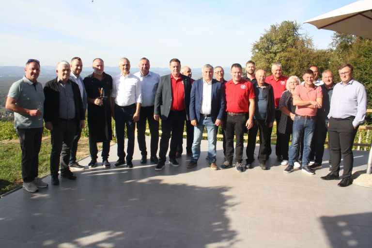 minister-cigled-kralj, vinogradniki, sofinanciranje, zlata-trsna-rumenica, kraljevina, kmet
