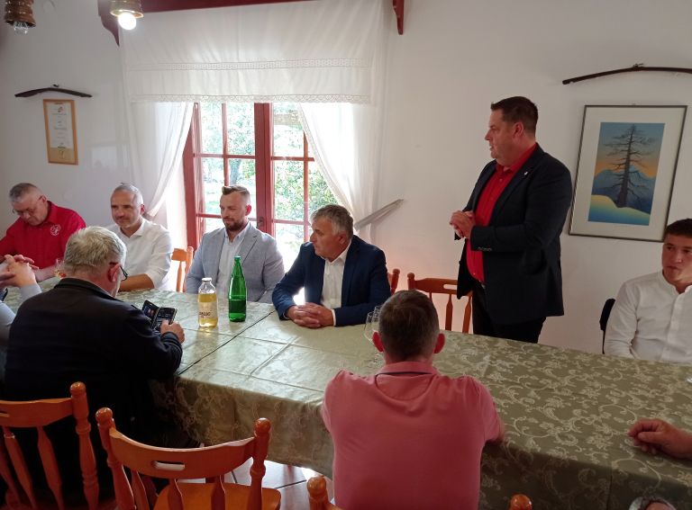 minister-cigled-kralj, vinogradniki, sofinanciranje, zlata-trsna-rumenica, kraljevina, kmet