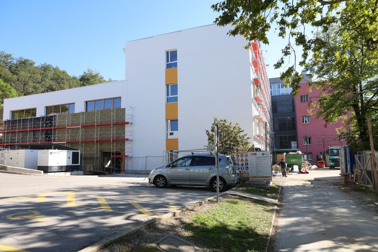 713-SOLA-pl.JPG