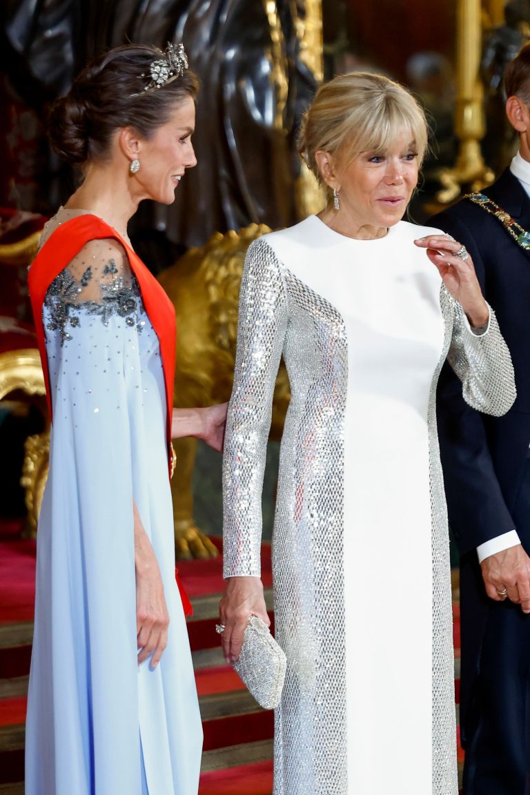 macron 9.jpg