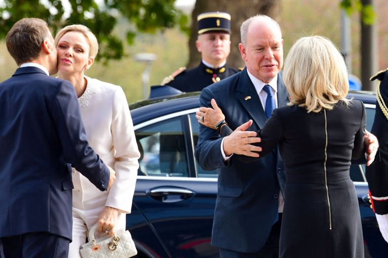 macron 3.jpg