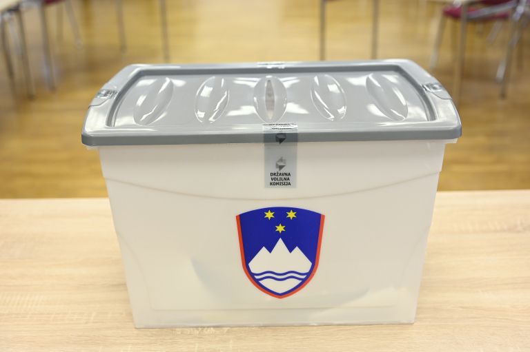 referendum, predcasno-glasovanje