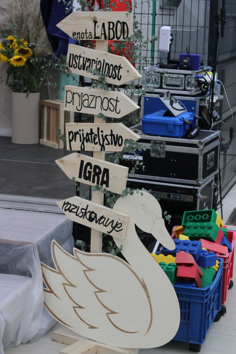 odprtje-prizidka-k-vrtcu-labod