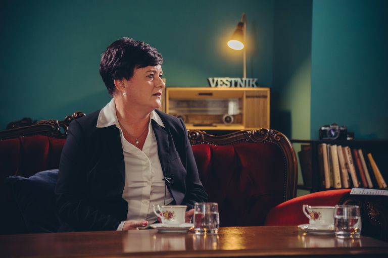 martina-vidonja, kavč, podkast