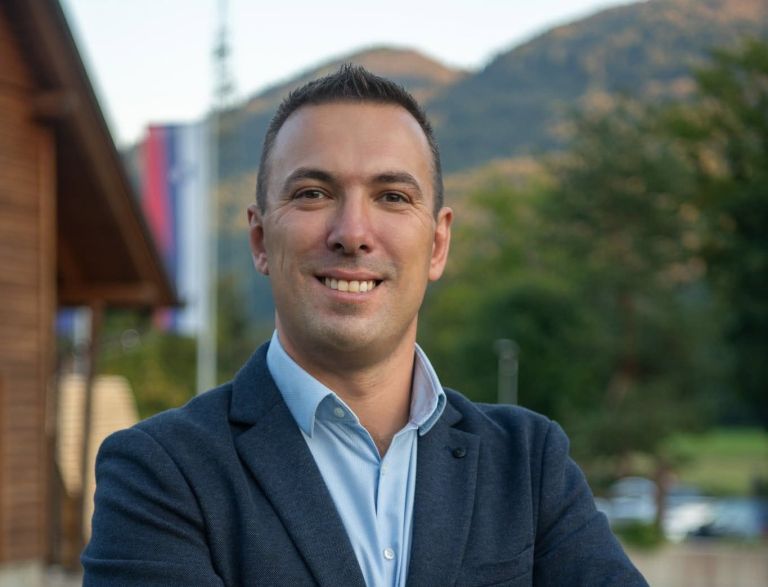 damjan hribar.jpg