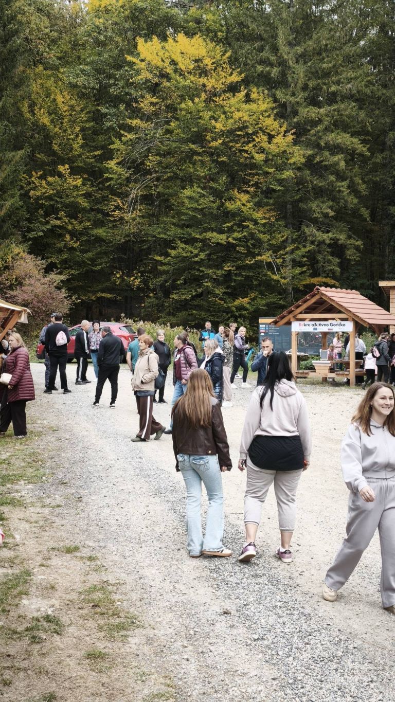 kosuta, gobarska-jesen, tromeja