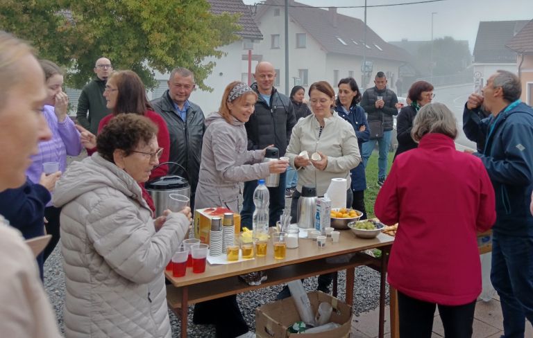 igor-luzar, brusnice-zupnija-smihel