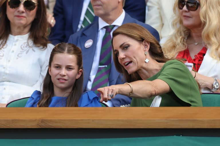 Kate Middleton, princesa Charlotte (3).jpg