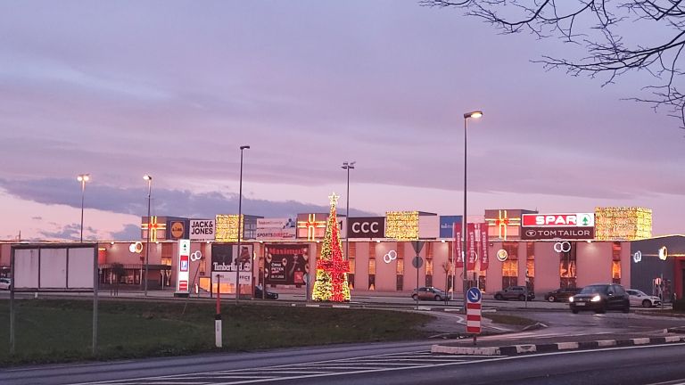 trgovski-center-maximus