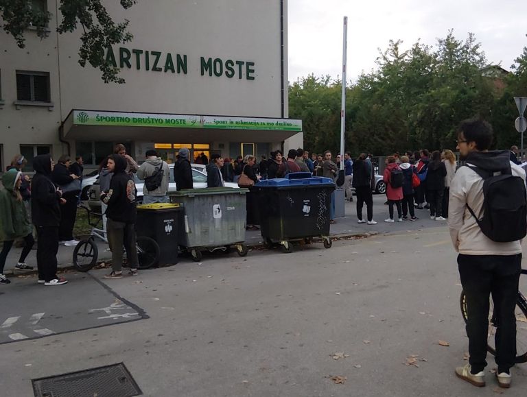 omnia volisce moste referendum -foto x legionar.jpg