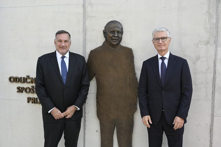 janez-kocijancic, kip, obelezje, Franjo Bobinac, Spyros Capralos