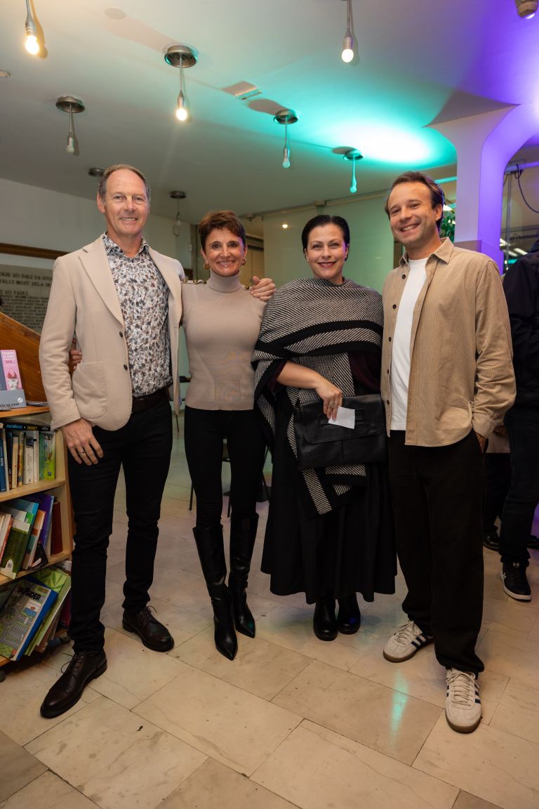 Jože in Andreja Potrebuješ sta pred premiero poklepetala z Nuško Drašček in Nikom Škrlecem.