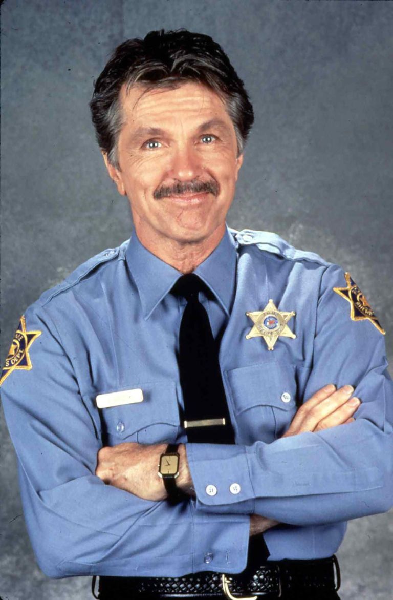 tom-skerritt