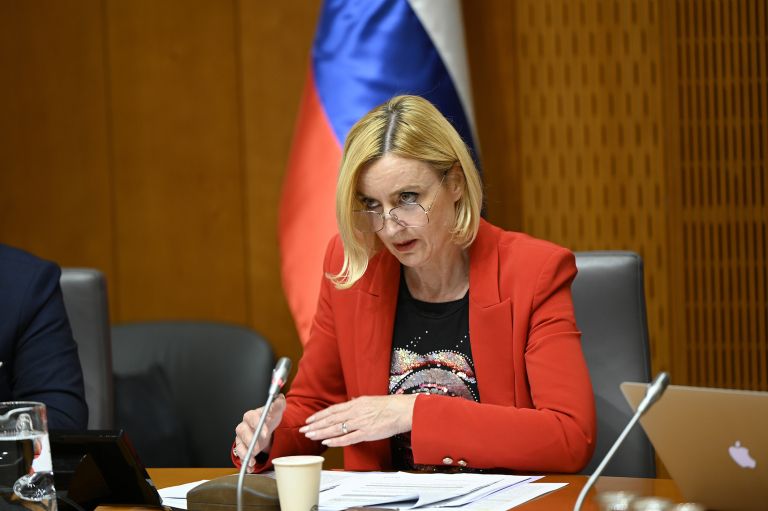 1 preiskovalna setinc pasek Saso Radej.jpg