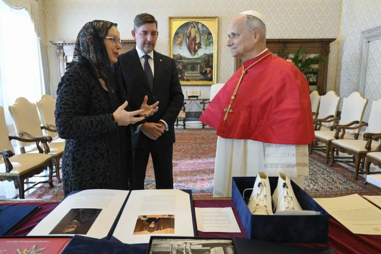 natasa pirc musar papez leon vatikan uprs.jpg
