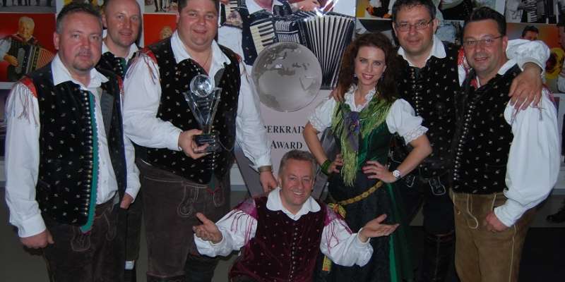 FOTO: Oberkrainer award v rokah Slovenskih zvokov!