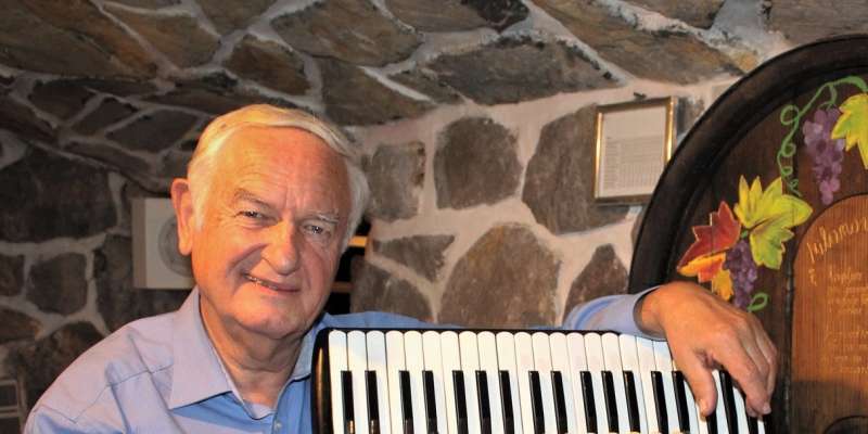 Danes praznuje 70 let harmonikar, Janez Goršič!