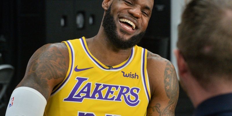 lebron james.jpg