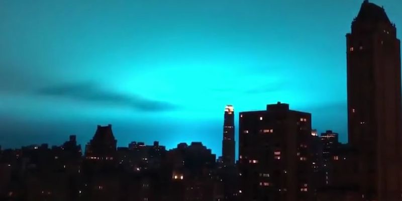 new york nebo modro eksplozija yt.jpg